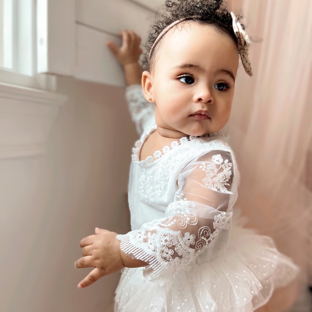 Lace dress